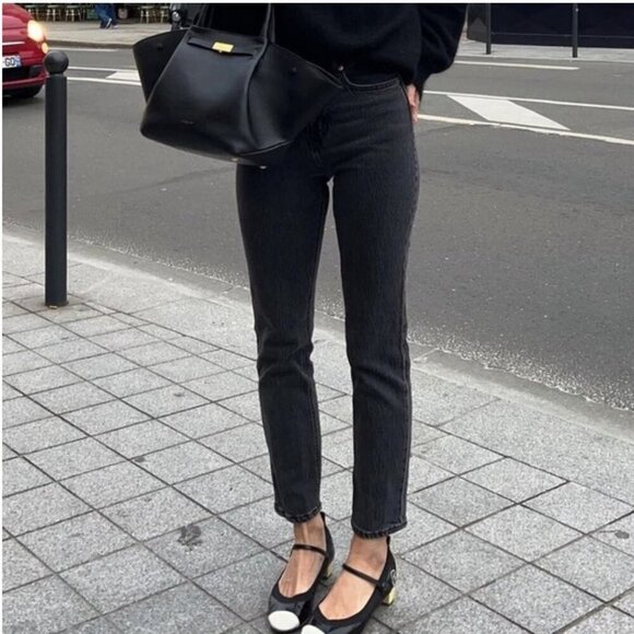Sezane Brut Sexy Jeans in Gris Moyen - Picture 1 of 16